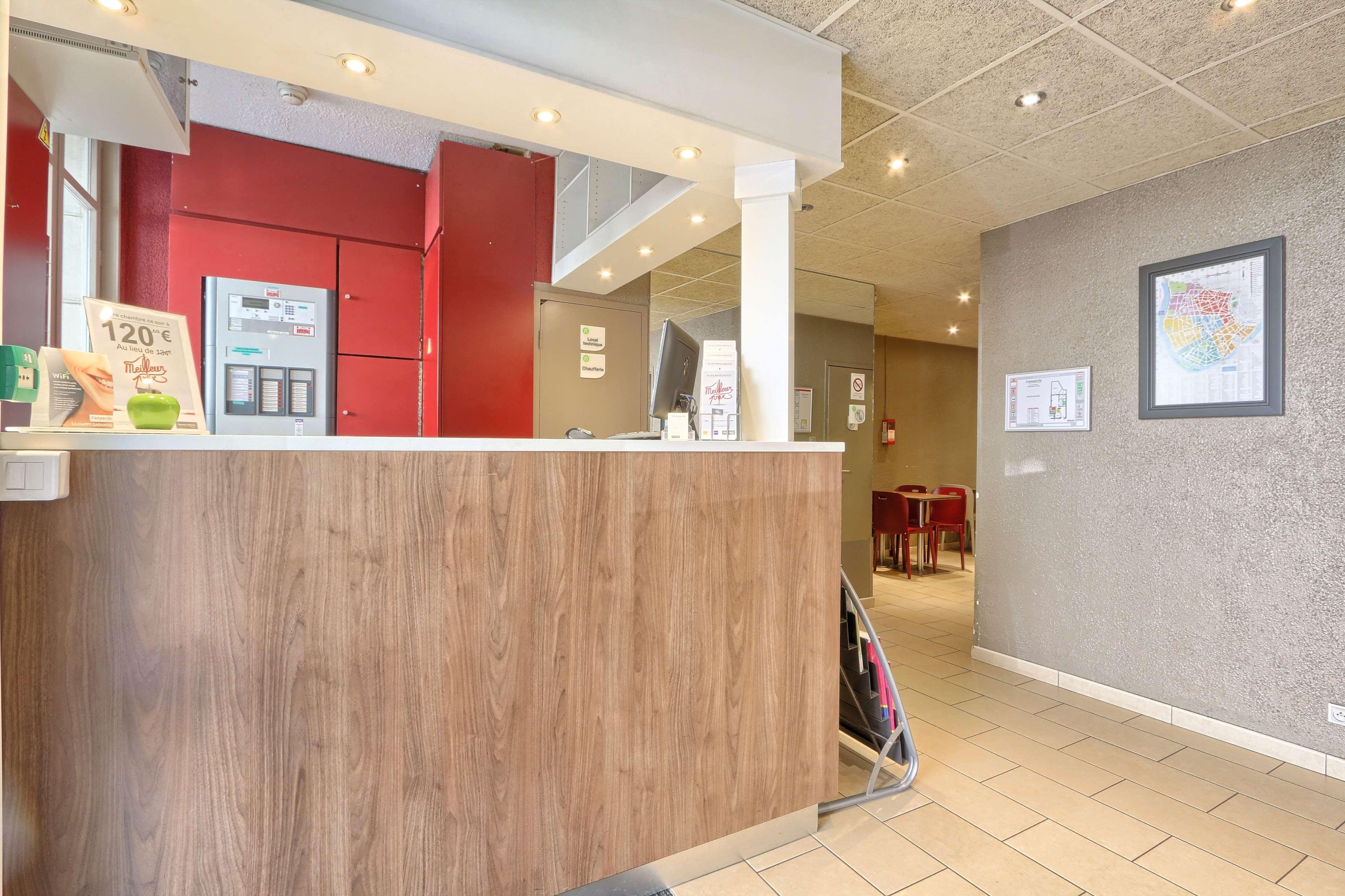 Campanile Paris Ouest - Boulogne Hotel Exterior photo